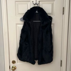 Reversible faux fur GAP vest